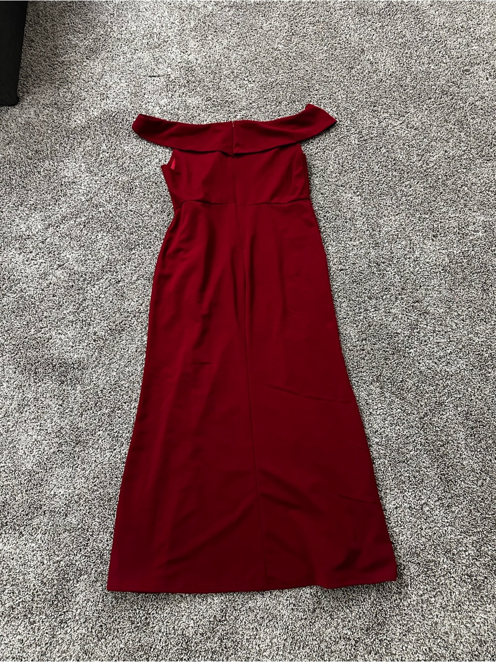 BloomChic Red Evening Gown (size 14) - Picture 9 of 9